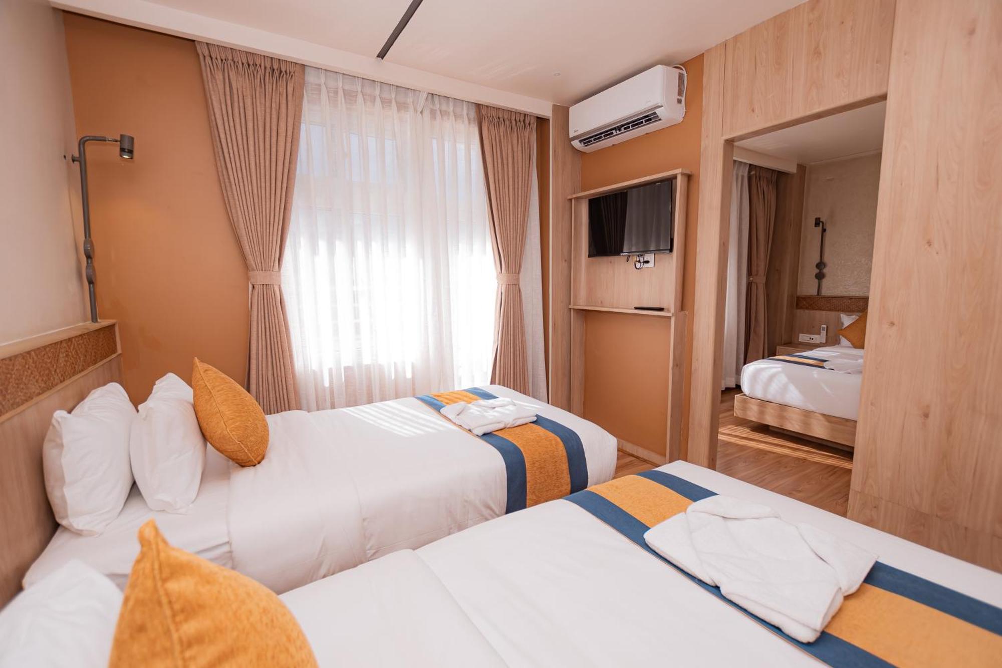 Hotel Vistara Катманду Экстерьер фото
