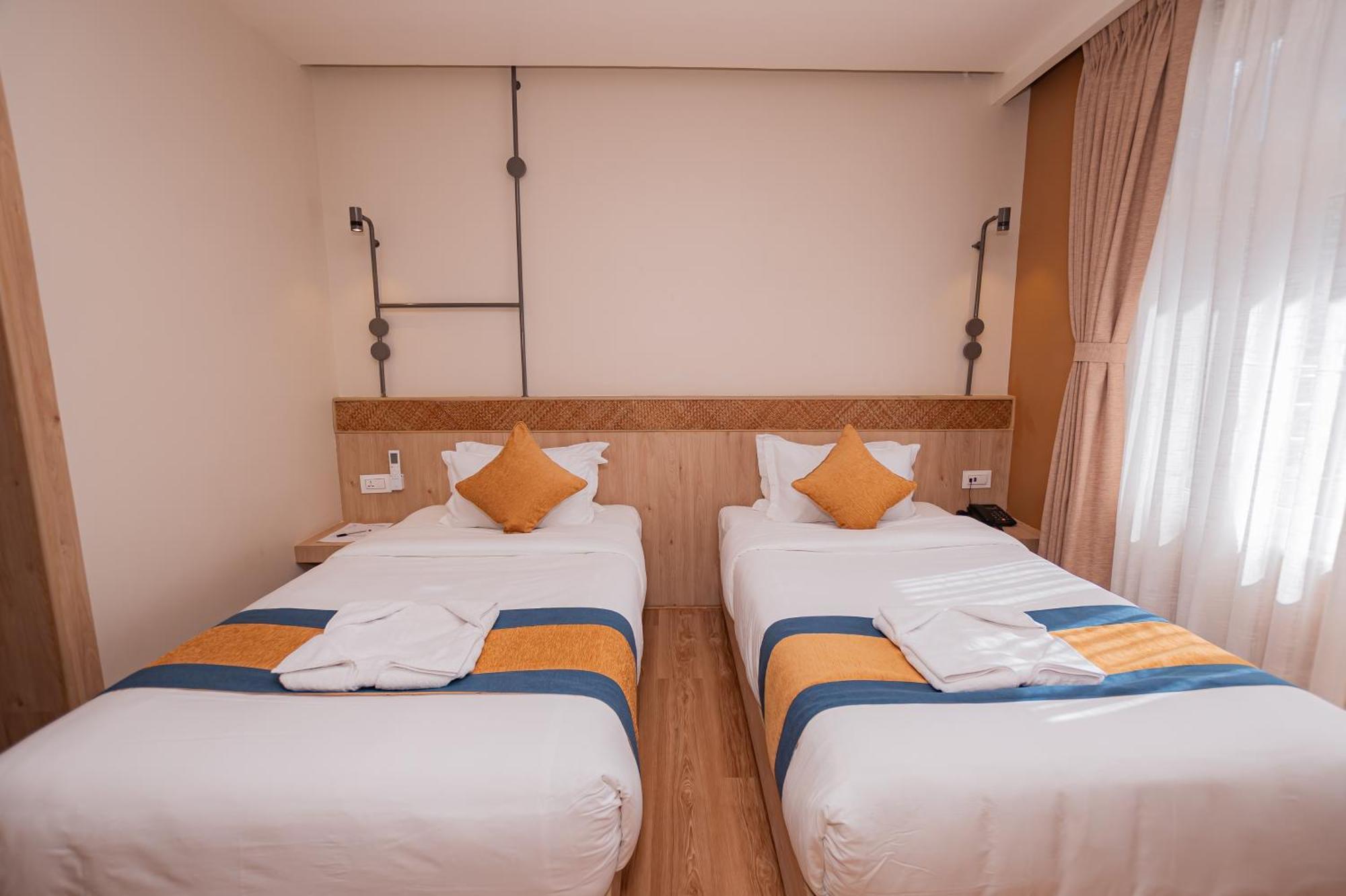 Hotel Vistara Катманду Экстерьер фото