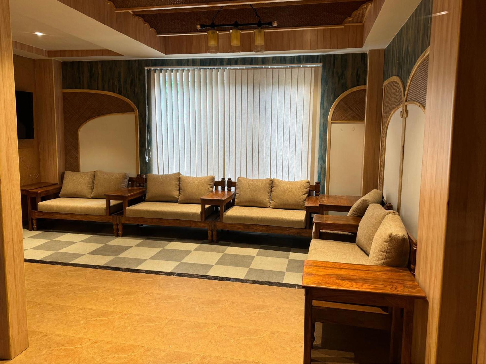 Hotel Vistara Катманду Экстерьер фото